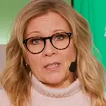 Kvinna med ljust hår