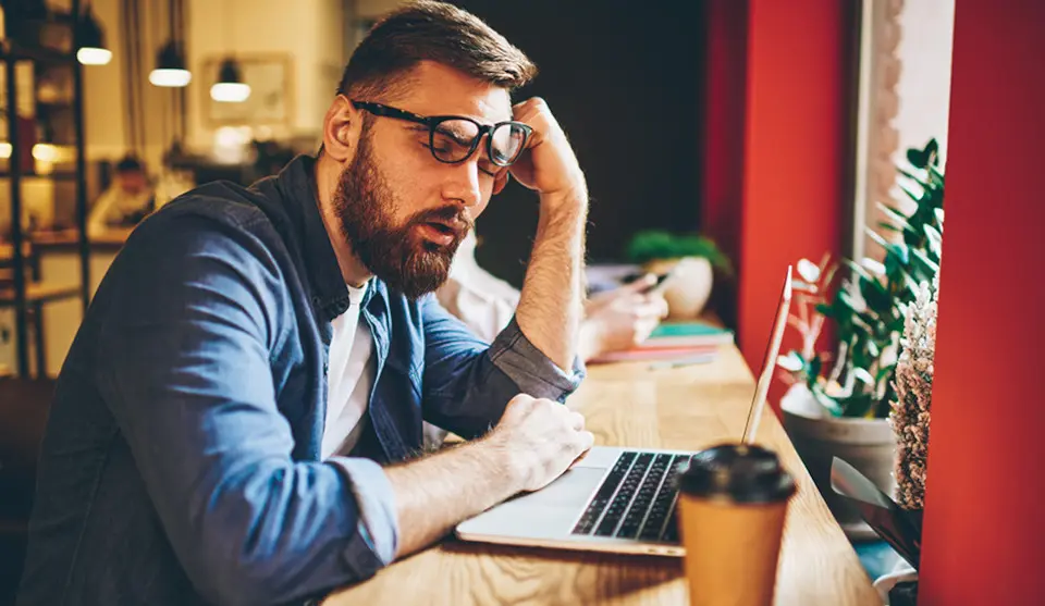 Mellanchefer emellan, bita ihop, stress, ledarskap, podd