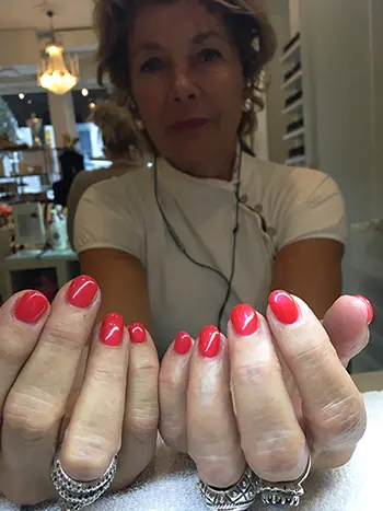 Amelia Adamo, mentor,  nagelsalong, 