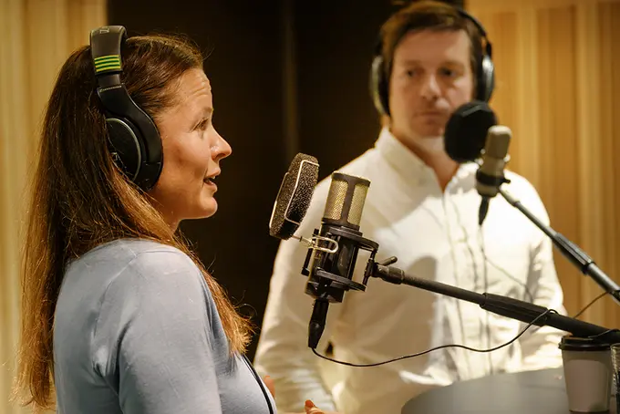 Mellanchefer emellan, avsnitt 4, Caroline Wiklund och Jonas Mosskin, foto: Moa Karlberg