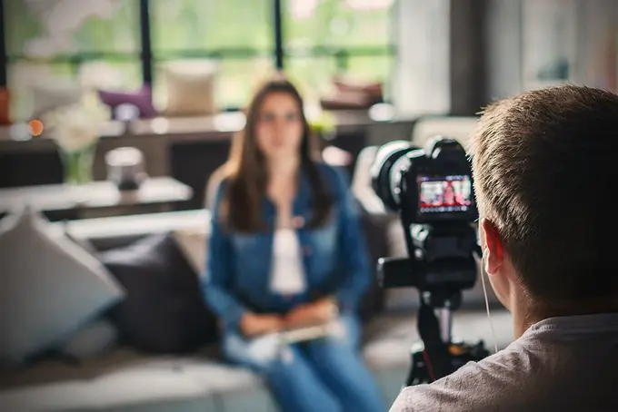 Reklam för jobbet, med på bild, ansiktet utåt, integritet