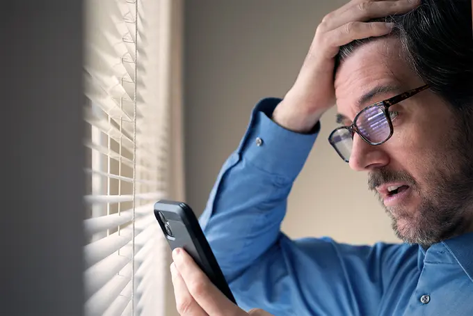 Pappan vabbade - blev av med jobbet. Nu stämmer Unionen företaget i domstol. 