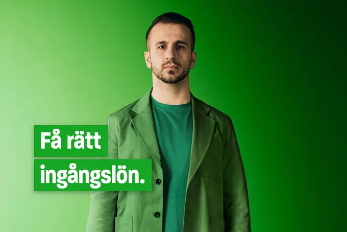 En man i kavaj och rubriken: Få rätt ingångslön