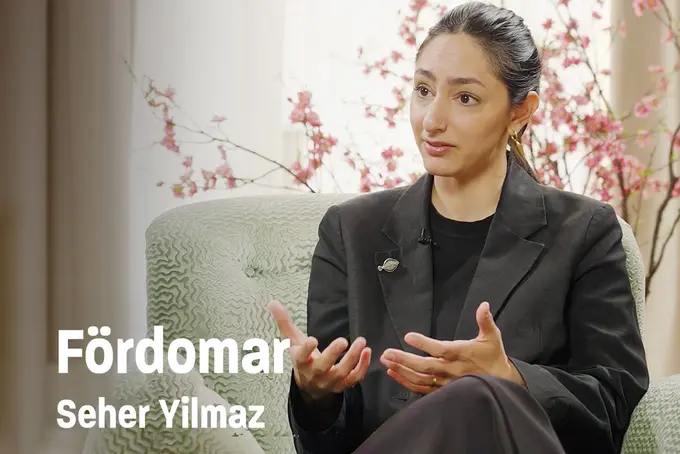 Video där William Spetz samtalar med Seher Yilmaz